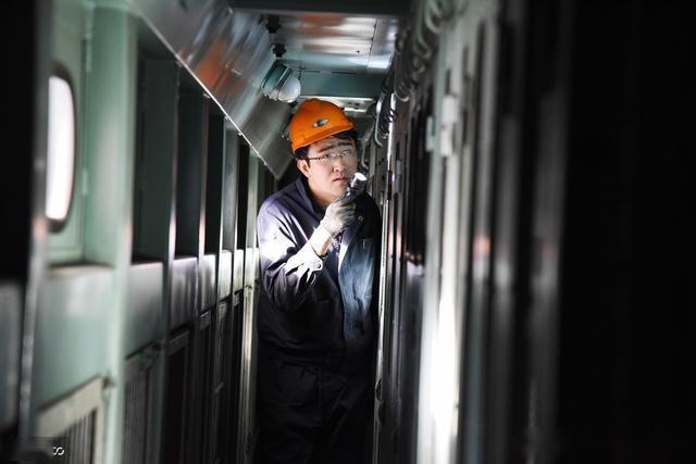 什么是開(kāi)關(guān)柜？如何分類？它適用于哪里？