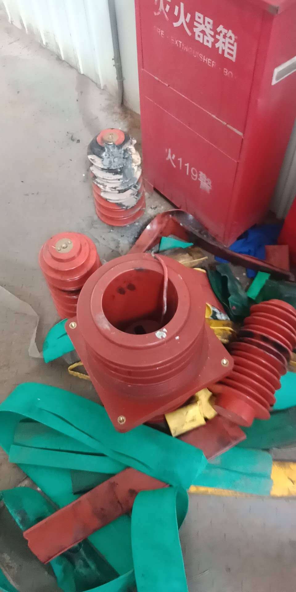 開關(guān)柜整個除濕方案都在這里，沒有比這更完整的了。