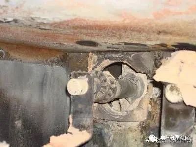 輕微開(kāi)關(guān)柜故障會(huì)造成重大損失，請(qǐng)注意高壓電工