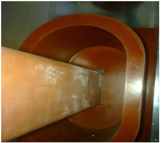 高壓開關(guān)柜安裝過程及注意事項詳細(xì)說明，有插圖，非常實用！