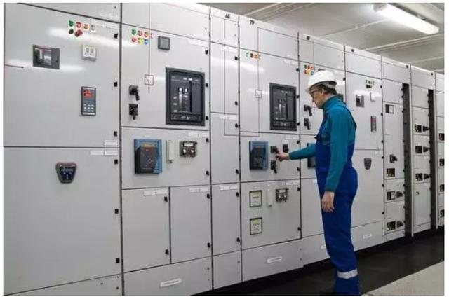 高壓開關(guān)柜安裝過程及注意事項詳細(xì)說明，有插圖，非常實用！