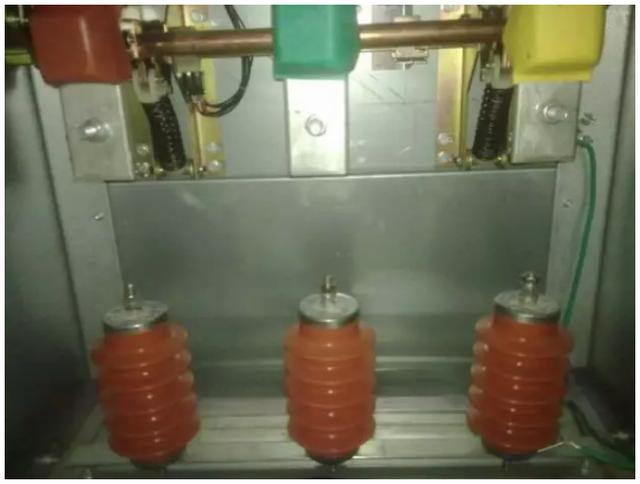 高壓開關(guān)柜安裝過程及注意事項詳細(xì)說明，有插圖，非常實用！