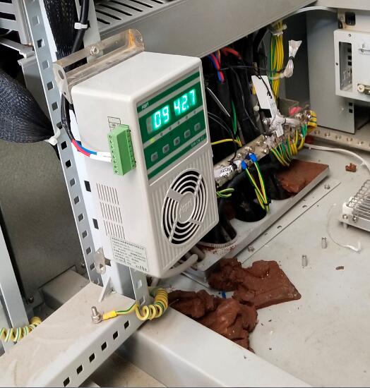 開關柜除濕機的除濕原理是什么？