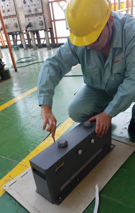 如何防潮和除濕海上電力設(shè)備(高電壓開關(guān)柜)？