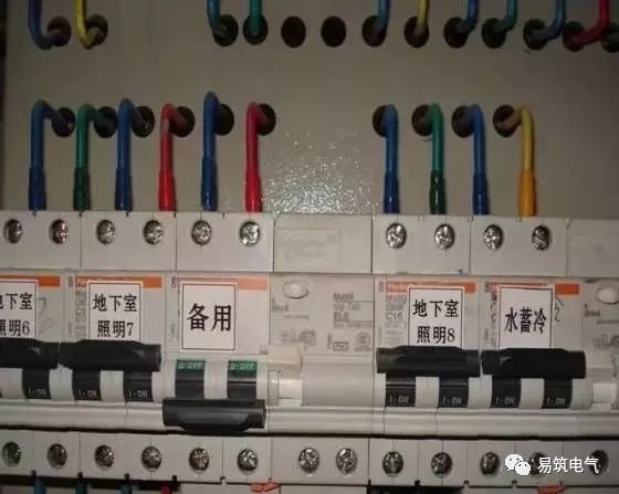 配電箱的布線和安裝的通用標(biāo)準(zhǔn)是什么？我們應(yīng)該注意哪些問題？圖片和文本的詳細(xì)說明