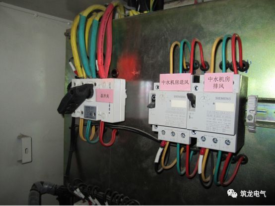 《建筑電氣工程施工質(zhì)量驗收規(guī)范》GB50303-2015 配電箱(機(jī)柜)安裝詳細(xì)說明！