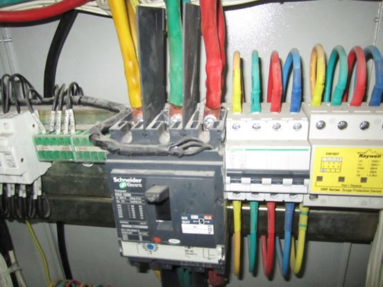 《建筑電氣工程施工質(zhì)量驗收規(guī)范》GB50303-2015 配電箱(機(jī)柜)安裝詳細(xì)說明！