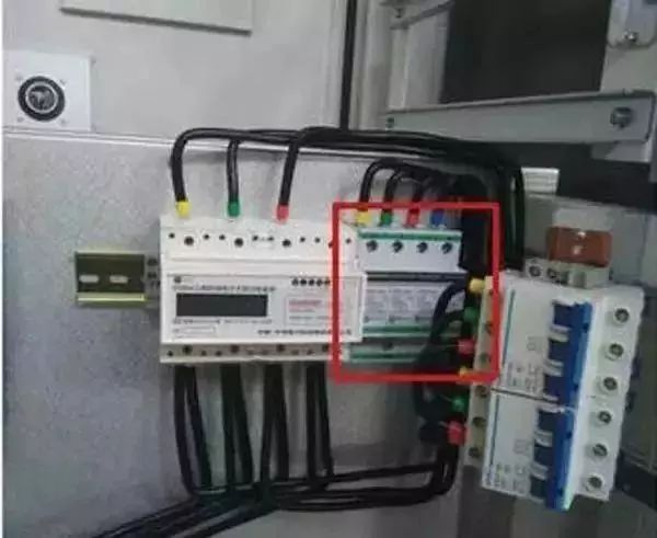 配電箱內(nèi)部結(jié)構(gòu)詳細分析，誰看誰懂，學(xué)不求人！
