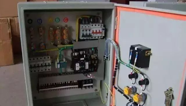 配電箱內(nèi)部結(jié)構(gòu)詳細分析，誰看誰懂，學(xué)不求人！