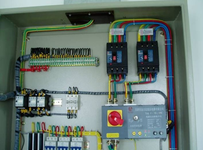 配電柜安裝禁忌:一個(gè)錯(cuò)誤往往會(huì)導(dǎo)致無盡的麻煩。